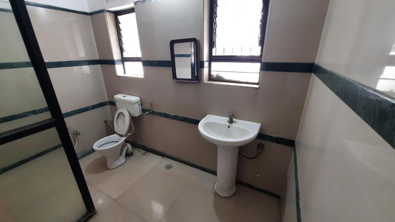سولابور Sugandha Lodge المظهر الخارجي الصورة